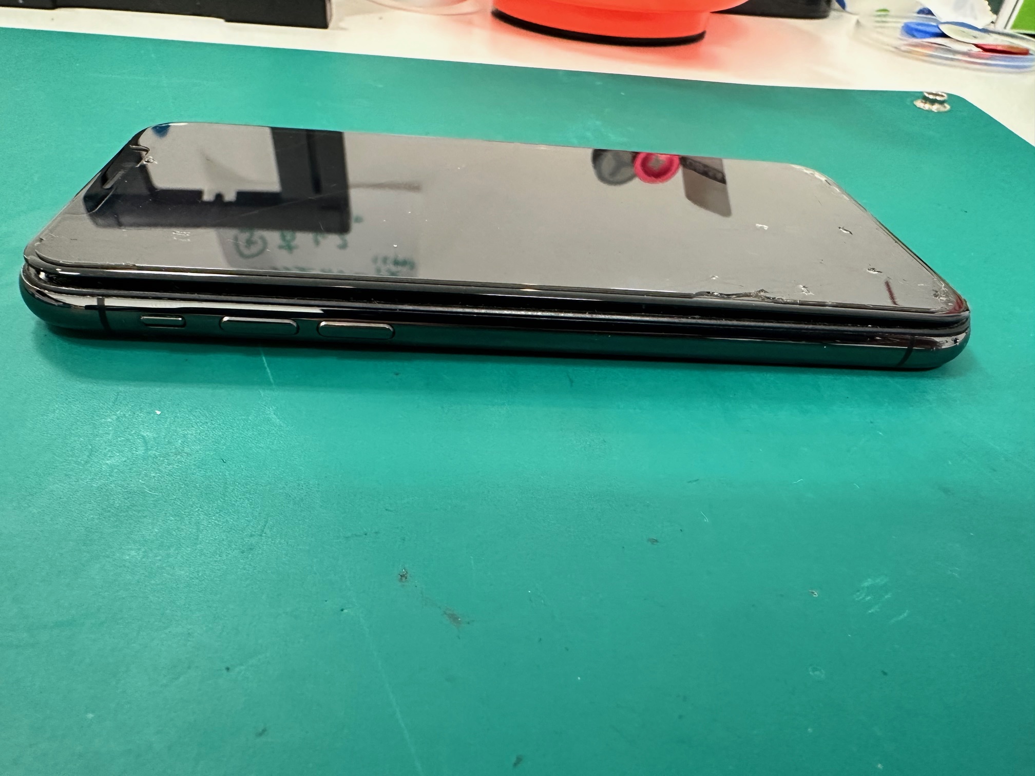 iPhone X（アイフォンテン）のバッテリー交換ならスマホ修理工房富山グリーンモール山室店へ
